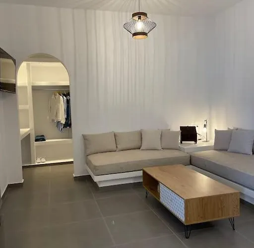 Sklavadi Vineyard House *