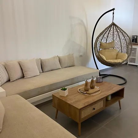 Sklavadi Vineyard House