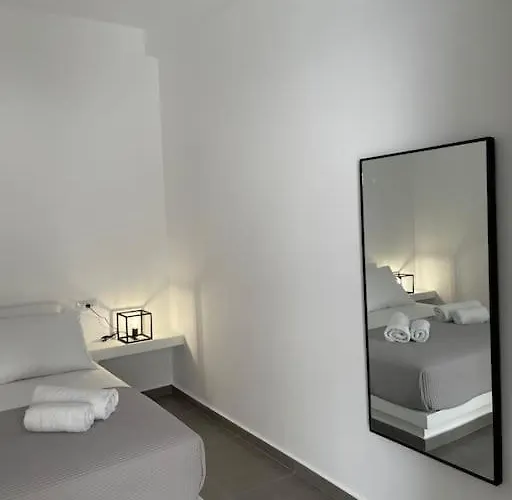 Sklavadi Vineyard House